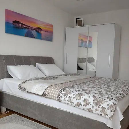 Apartment Nova Varos